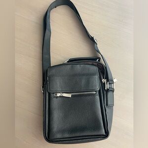 🖤🖤🖤Crossbody purse 🖤🖤🖤